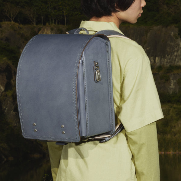 2つの色_フロストブルー