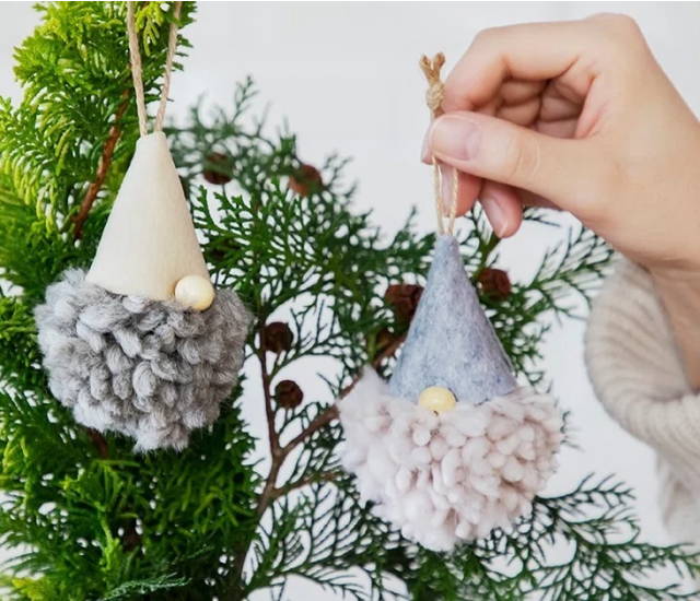 クリスマスオーナメントをつくろう