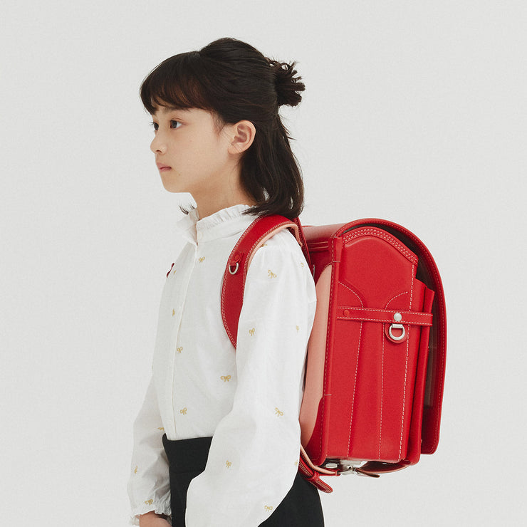 日常にそっと溶け込む、洗練された色