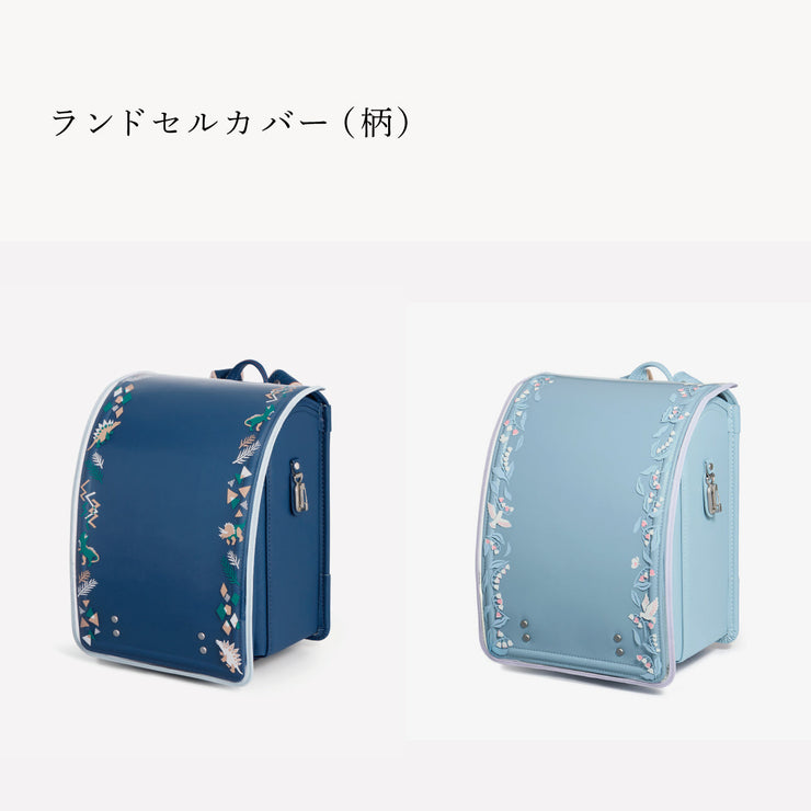 反射機能を兼ね備えた、絵柄付きのカバーも（別売）