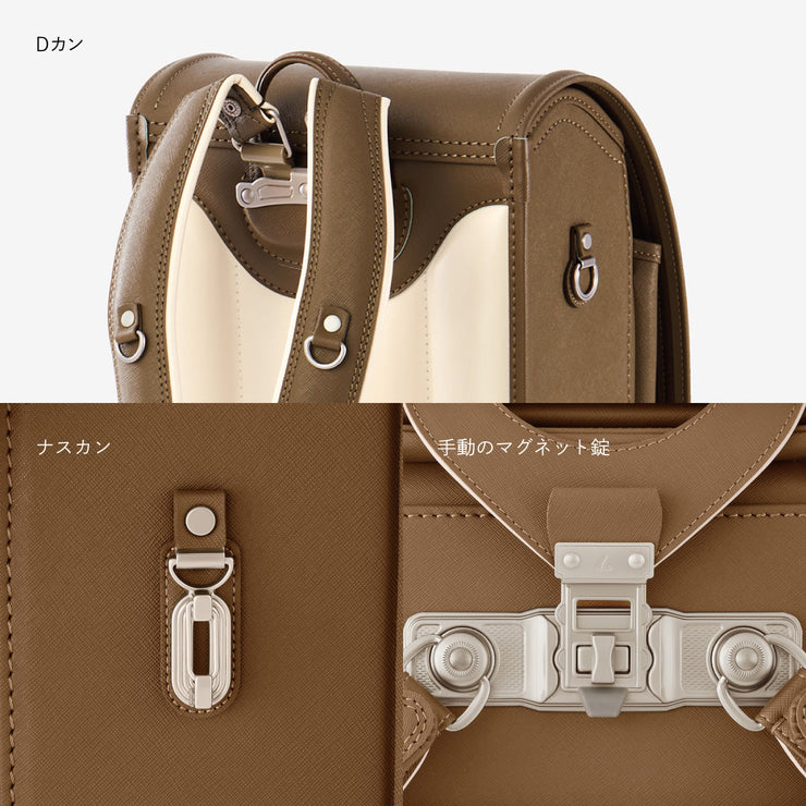 金具は、本体の色を引き立てるカラーに