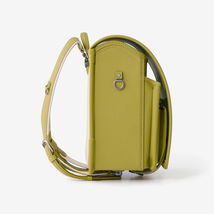 リフレクターなどを装着できるDカン付き