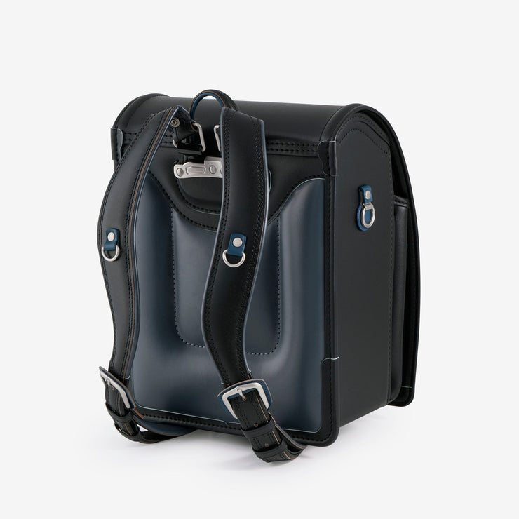 背中に優しくフィットする、柔らかな背あて