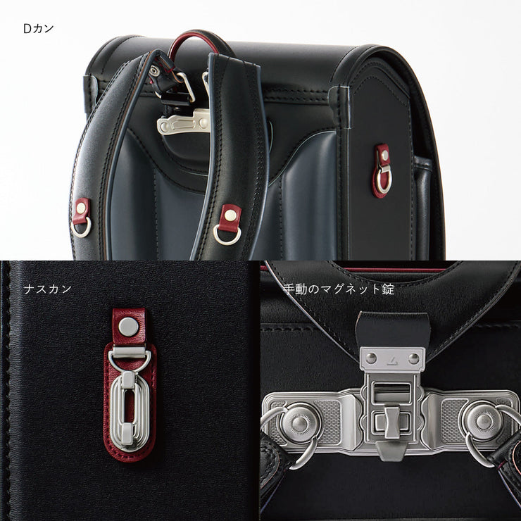 差し色を添えて、金具の色もシックに