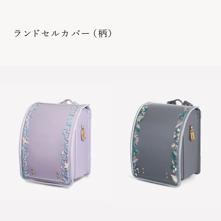 反射機能を兼ね備えた、絵柄付きのカバーも（別売）