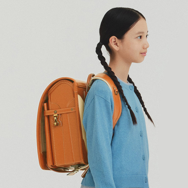 日常にそっと溶け込む、洗練された色