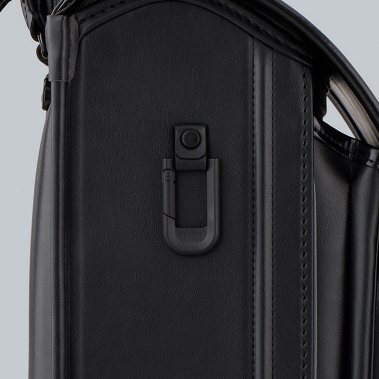 巾着などをかけられるカラビナ