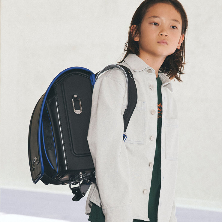 配色が映えるバイカラーのデザイン