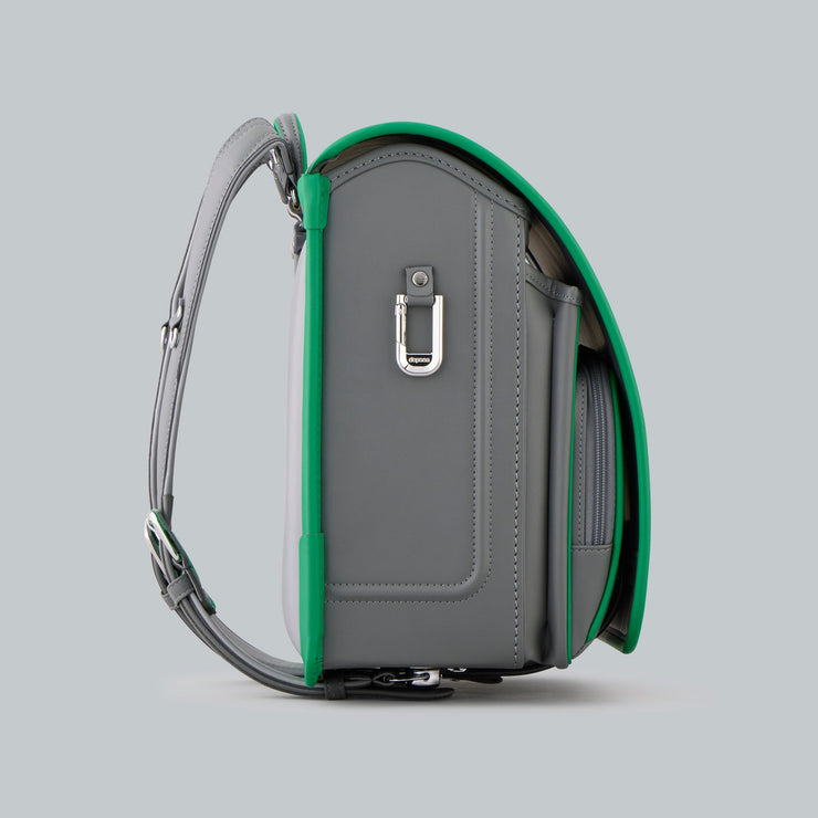 側面はスタイリッシュに