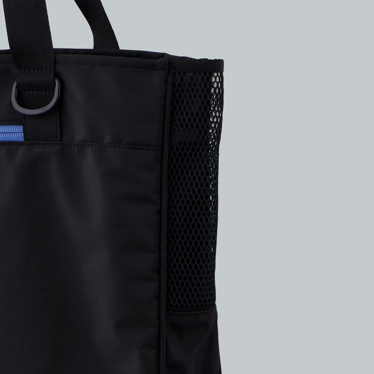 サイドはメッシュ仕様