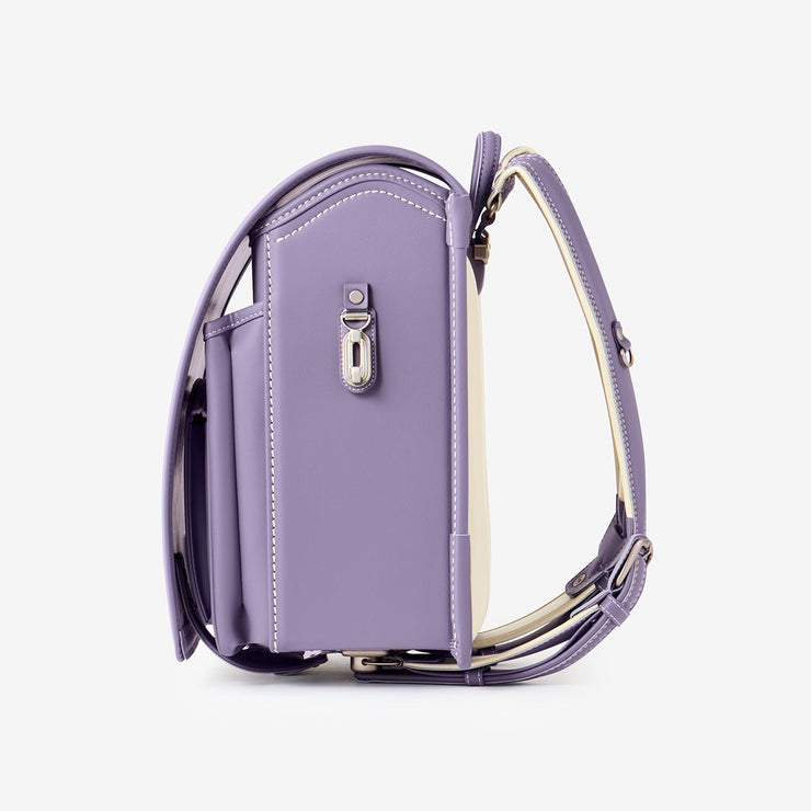 巾着などをかけられるナスカン付き