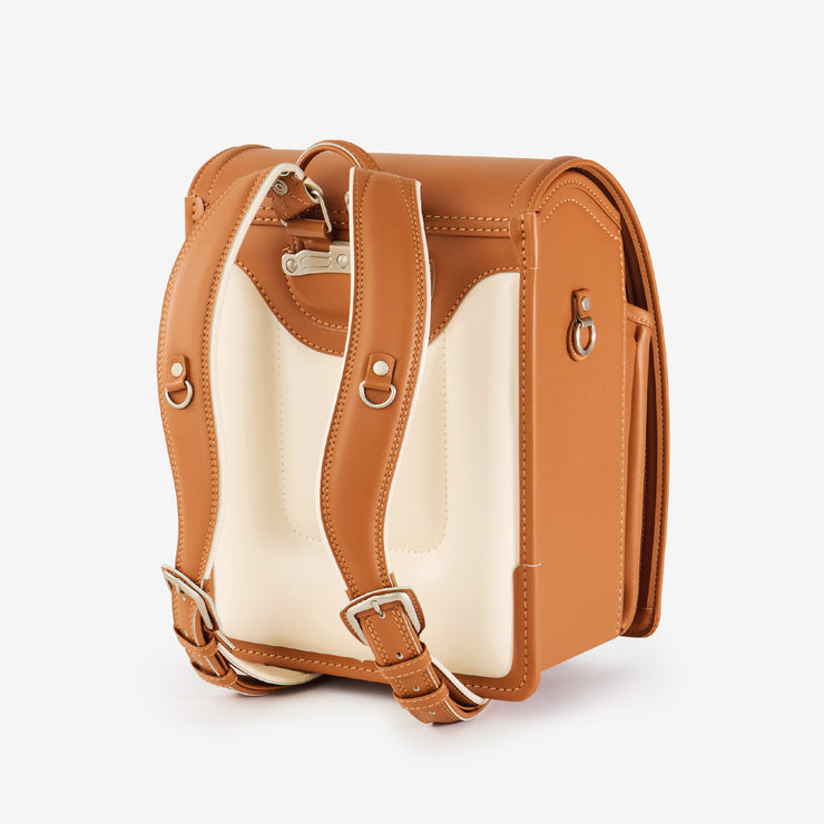 背中に優しくフィットする、柔らかな背あて