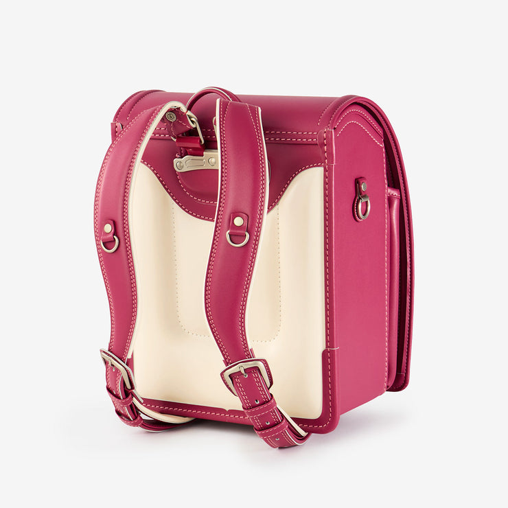 背中に優しくフィットする、柔らかな背あて