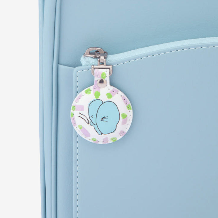 オリジナルのチャーム付き