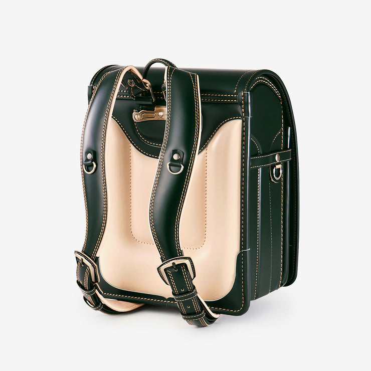 背中に優しくフィットする、柔らかな背あて