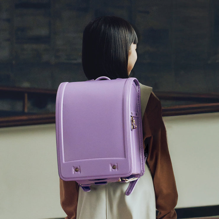 日常にそっと溶け込む、洗練された色