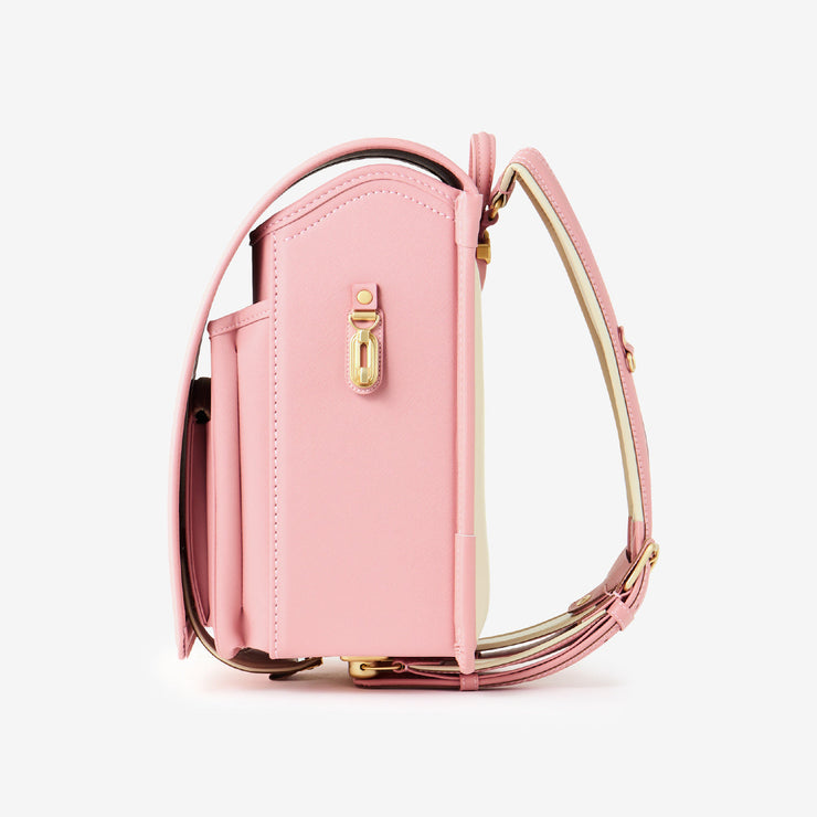 巾着などをかけられるナスカン付き