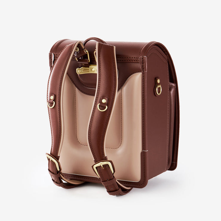 背中に優しくフィットする、柔らかな背あて