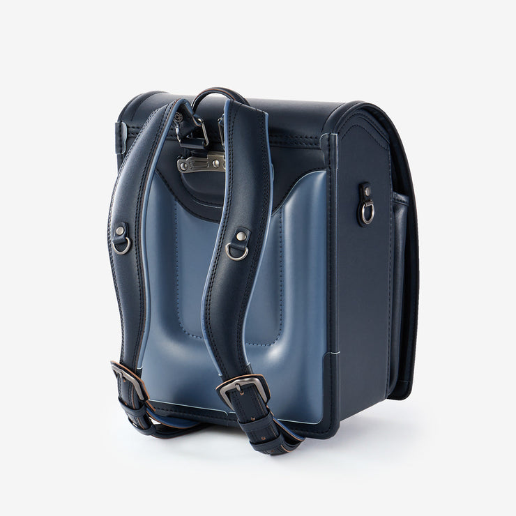 背中に優しくフィットする、柔らかな背あて