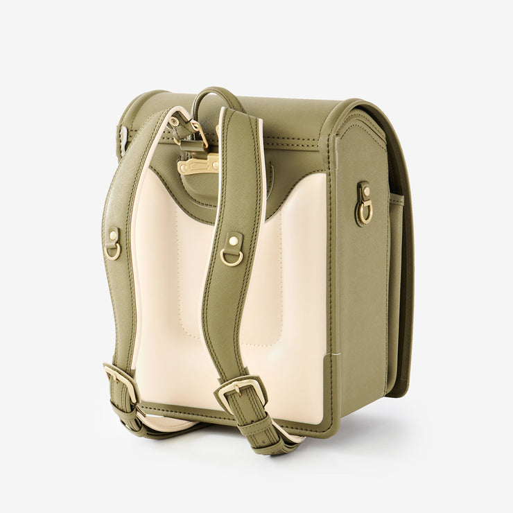 背中に優しくフィットする、柔らかな背あて