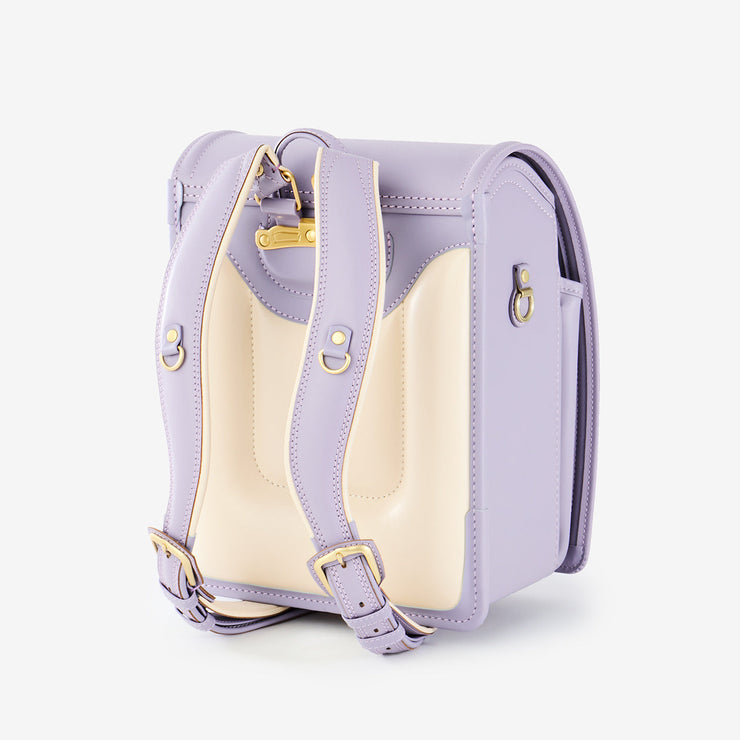 背中に優しくフィットする、柔らかな背あて