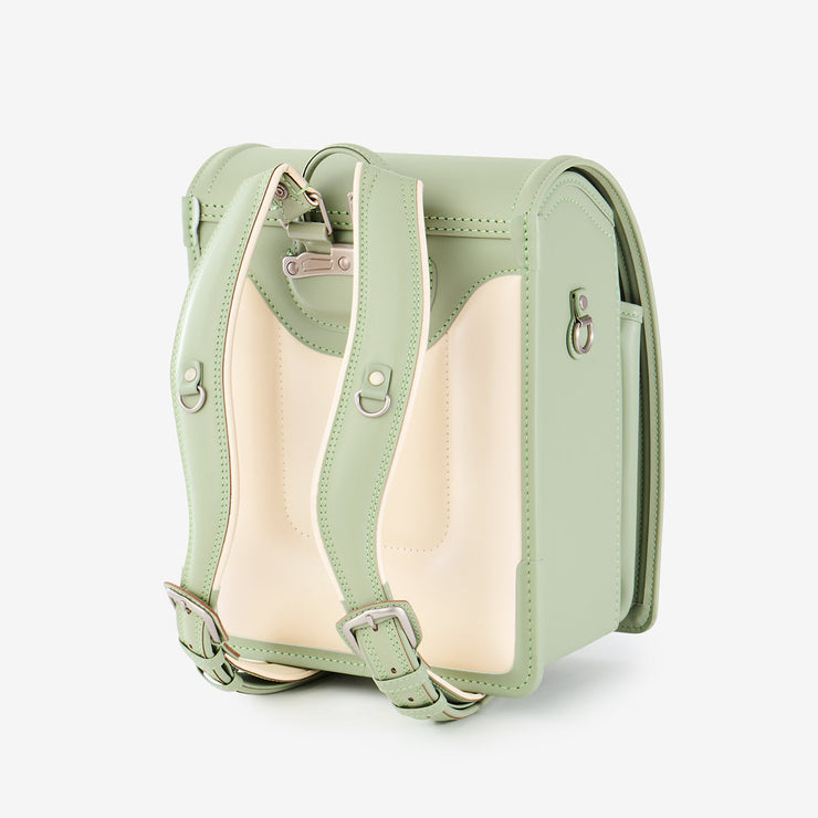 背中に優しくフィットする、柔らかな背あて