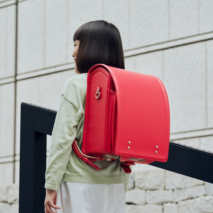 日常にそっと溶け込む、洗練された色