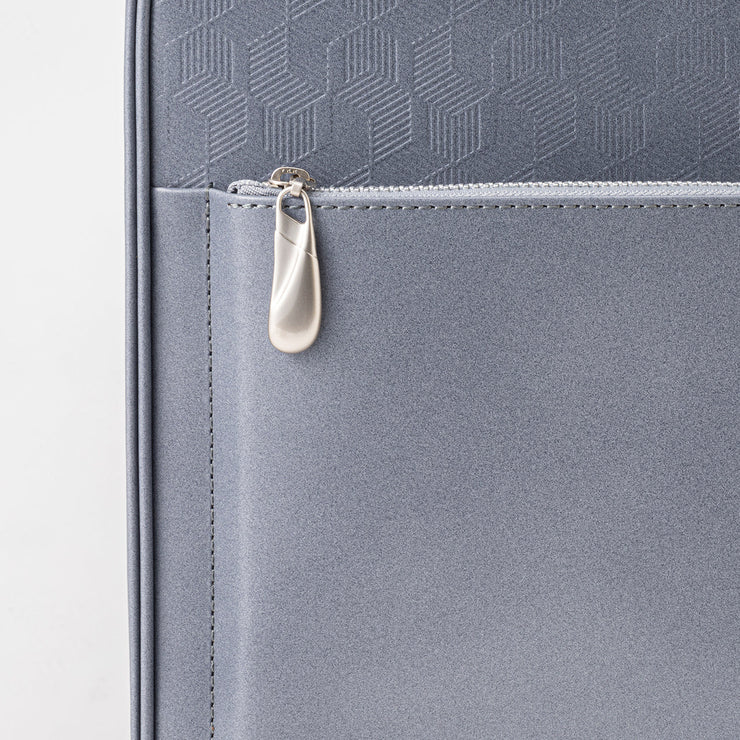 有機的な曲線をあしらった引き手