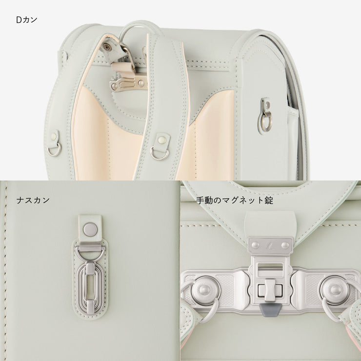 金具は、本体の色を引き立てるカラーに