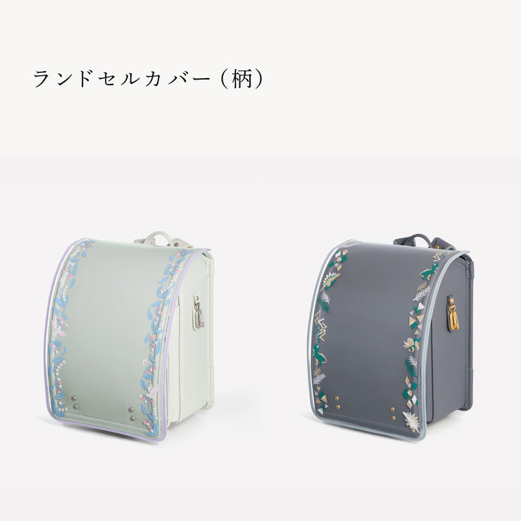 反射機能を兼ね備えた、絵柄付きのカバーも（別売）