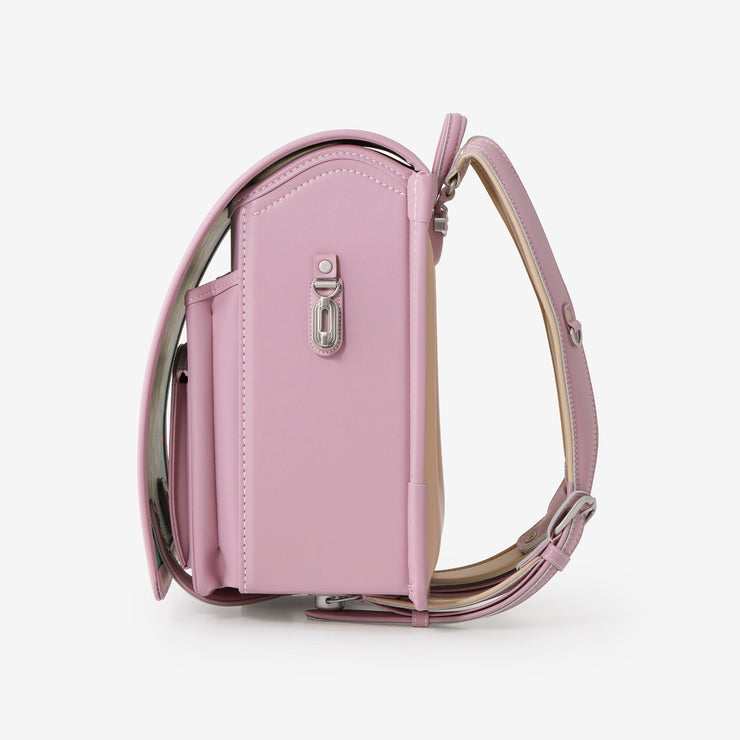 巾着などをかけられるナスカン付き