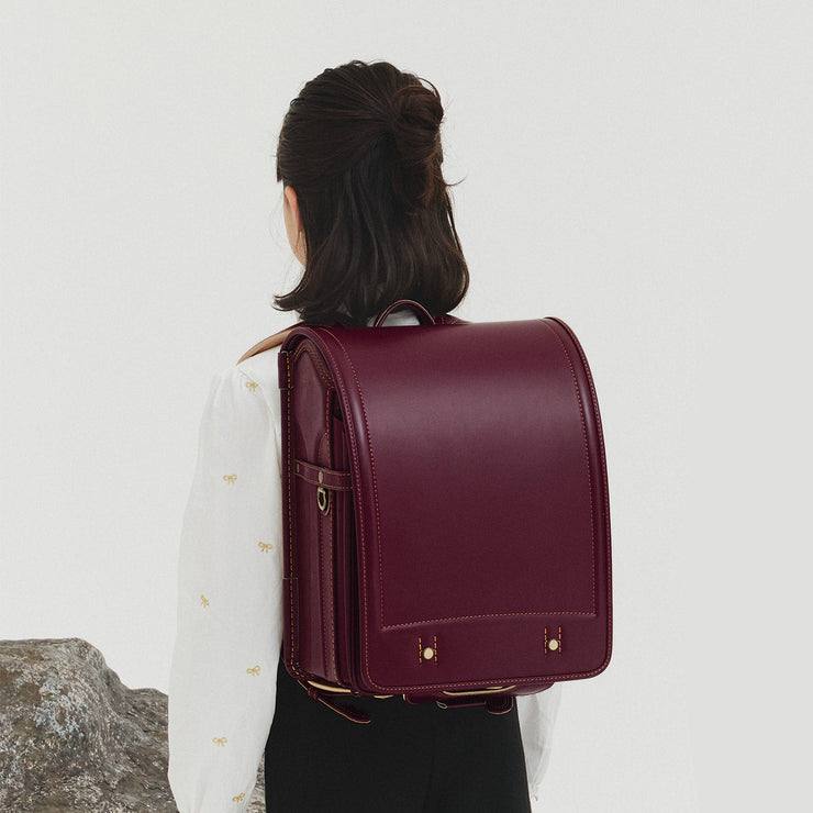 日常にそっと溶け込む、洗練された色